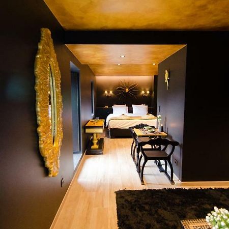 River Lodge Hotel Insolite Maredsous Luaran gambar