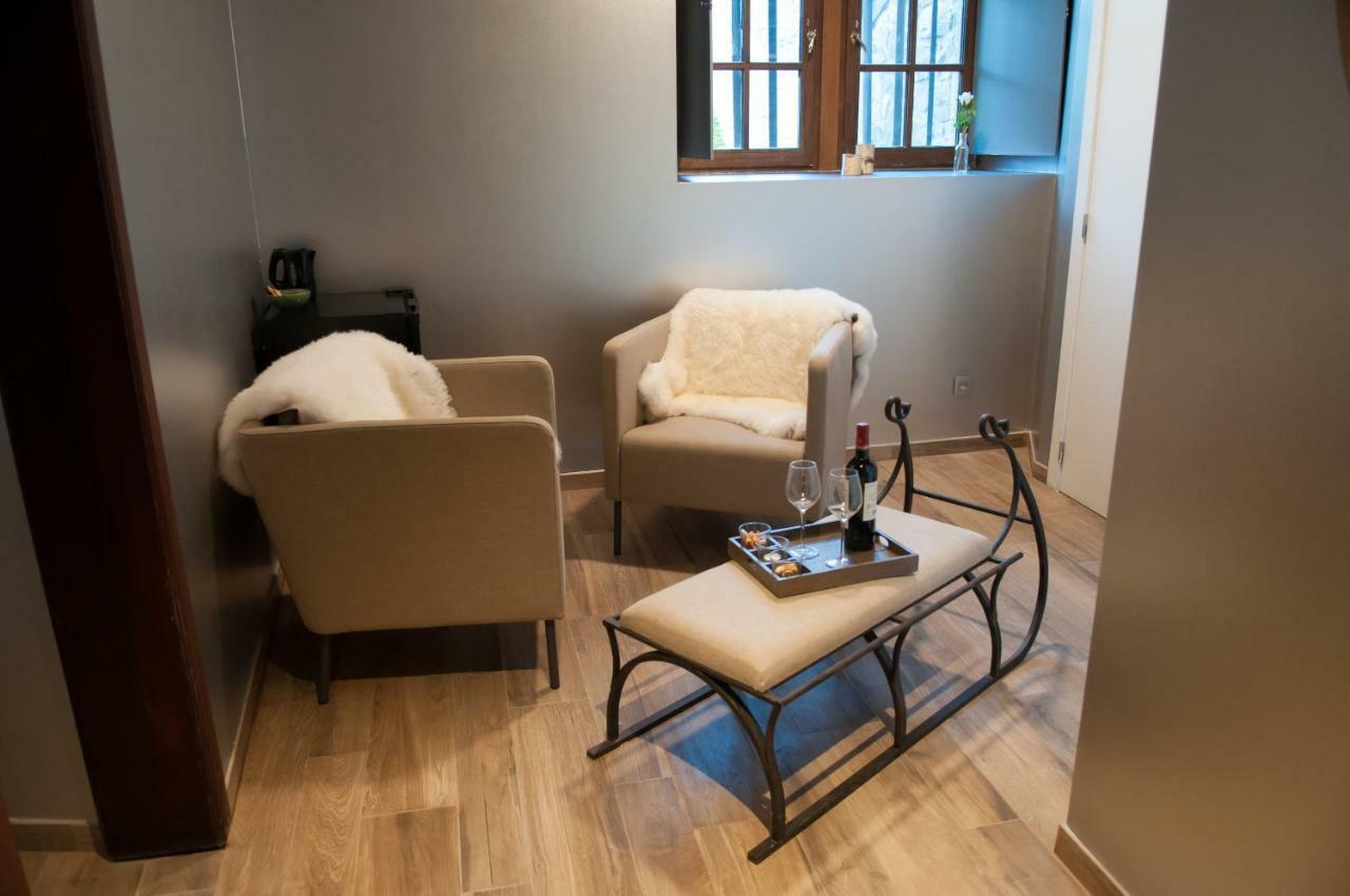 River Lodge Hotel Insolite Maredsous Luaran gambar