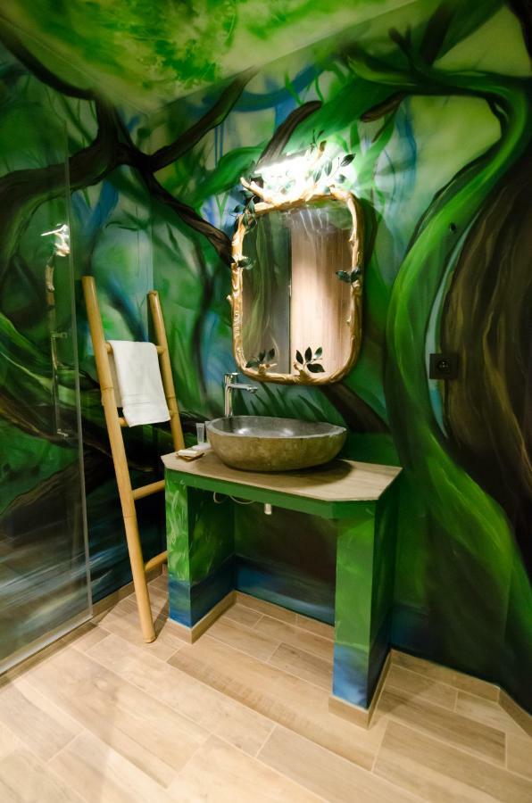 River Lodge Hotel Insolite Maredsous Luaran gambar