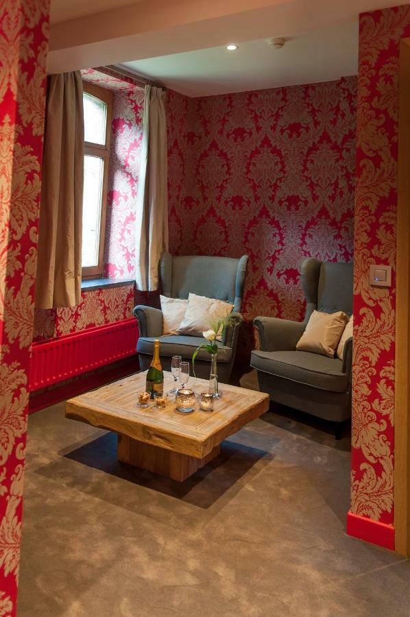 River Lodge Hotel Insolite Maredsous Luaran gambar